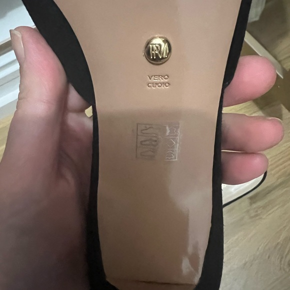 Black suede dress sandals Pelle Moda - Picture 3 of 5